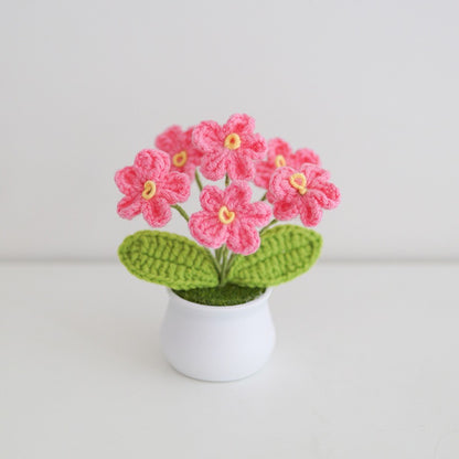 Handmade crocheted small flower potted plants, finished home furnishings, decoration simulation, flower wool knitting, sunflower weaving bouquet