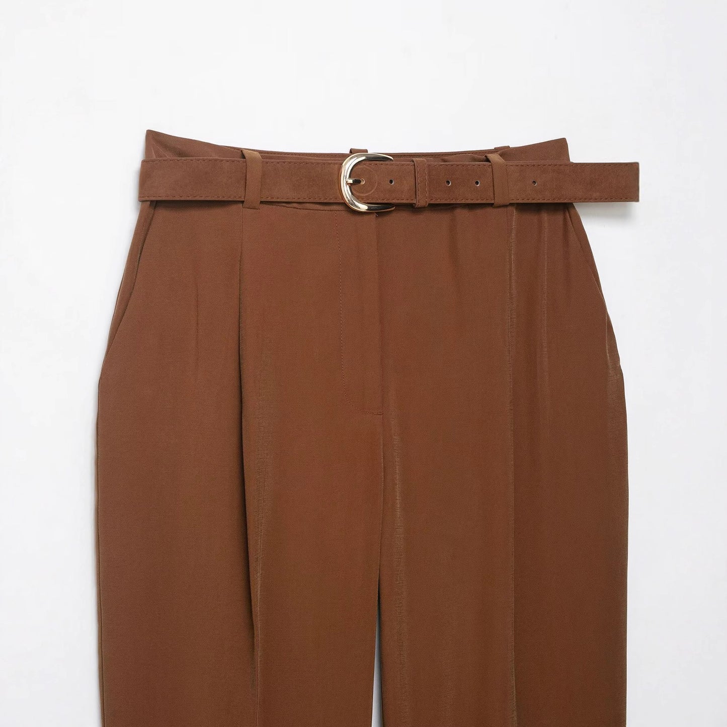 Narrow leg pants with waist belt and hanging pleats by eprolo
