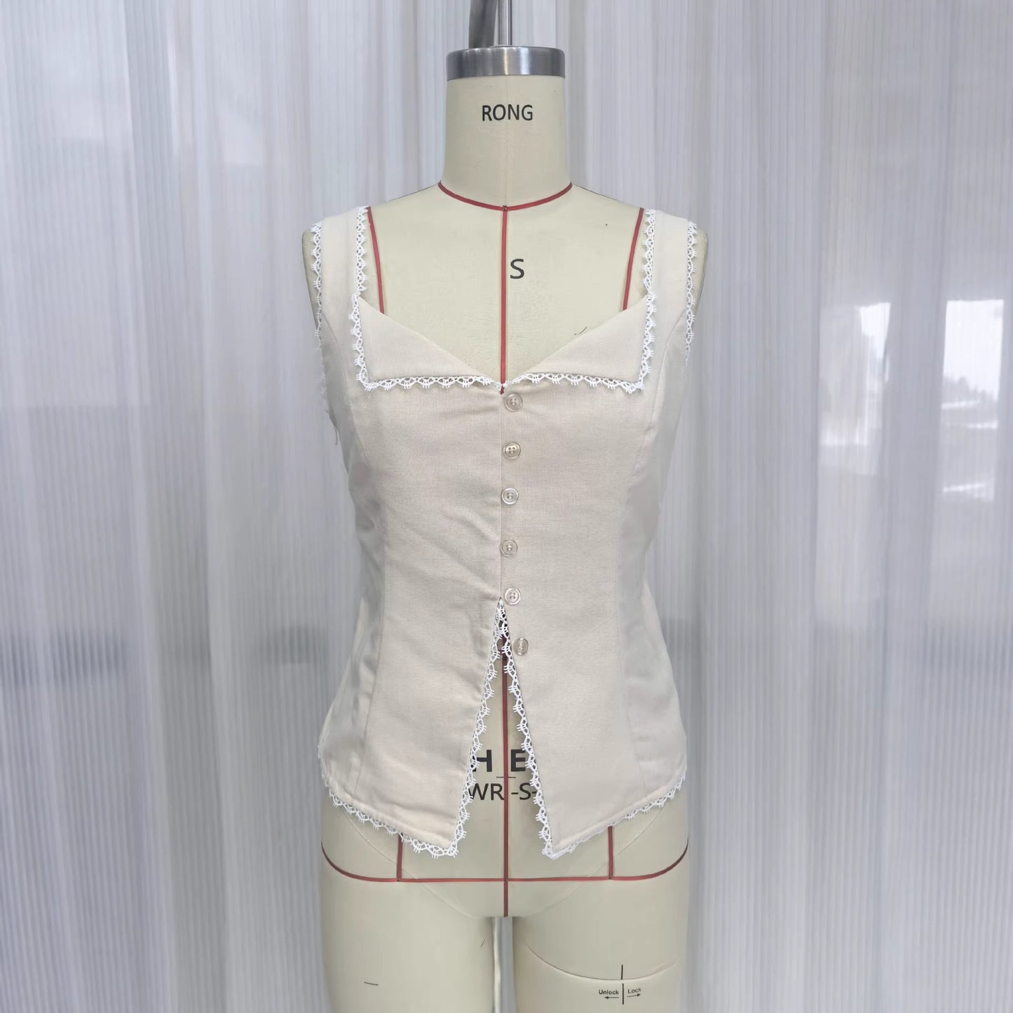 Solid color sleeveless vest top by eprolo