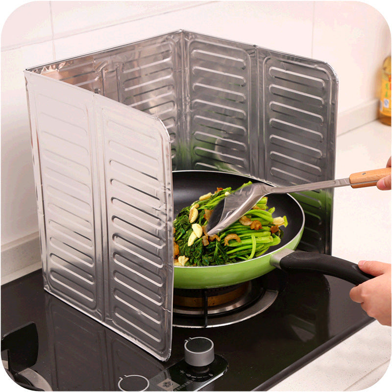 Kitchen Oil-Separating Aluminum Foil Plate Stove Creative Kitchen Supplies Cooking Heat Insulation Splash-Proof Baffle by eprolo