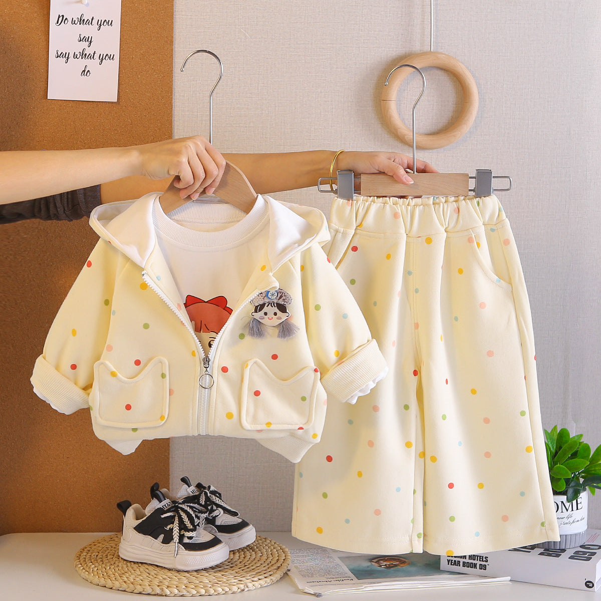 Hooded long sleeved three piece set for baby girls' clothing by eprolo